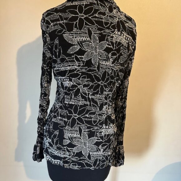 Bisou Bisou Black/White Sheer Top  8631 - Picture 2 of 9